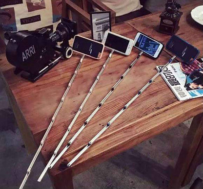 3-in-1-Aluminium-Selfie-Stick-Hülle für iPhone